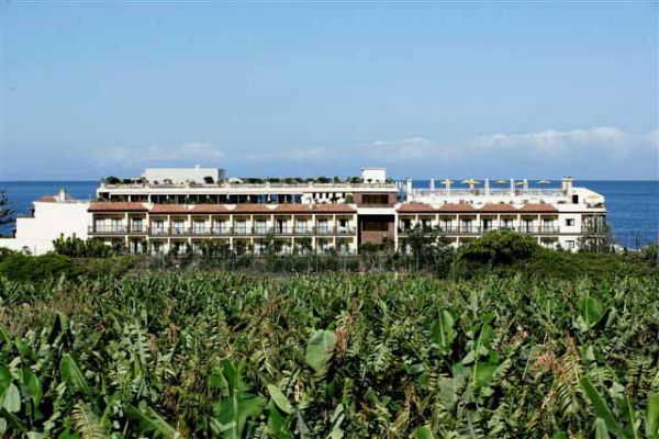 https://newex.headwater.com/holiday-hotels/?HolidayID=29&HotelID=32&HolidayName=Spain+%2D+Canary+Islands-Spain+%2D++Canary+Islands+%2D+La+Gomera+%2D+The+Tropical+Island+-&HotelName=Hotel+Gran+Rey">Hotel Gran Rey